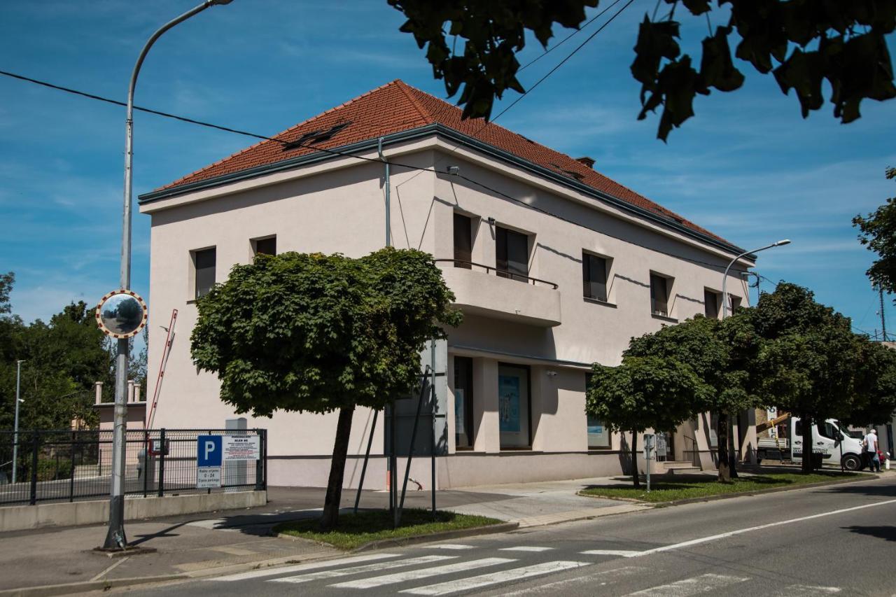 Klecka Vila B&B Rooms Ogulin Zewnętrze zdjęcie